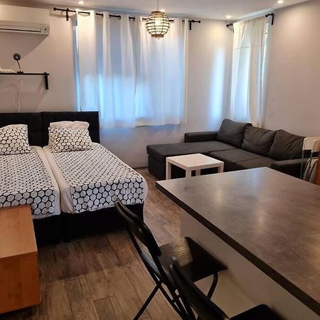 Studio Slavyanska Varna Buitenkant foto
